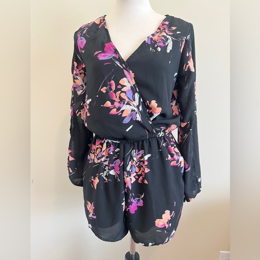 Arizona Jean Company Black and Pink Floral Romper with Ruffled Sleeves
